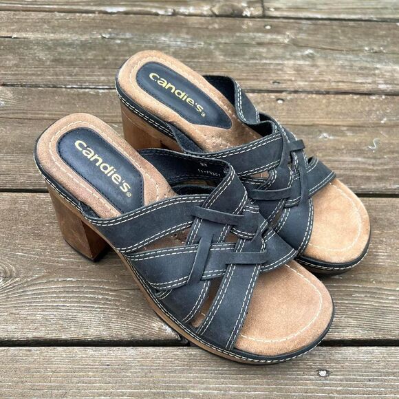 Candies Retro Platform Sandals - Picture 2 of 8